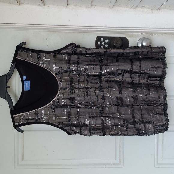 3/$30 Simply Vera Wang Sequin Tank Top - Picture 1 of 7